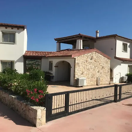 Residenza Limpiddu Apartamento Budoni