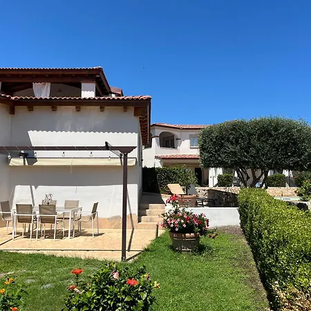 Residenza Limpiddu بودوني