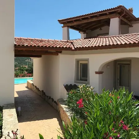 Residenza Limpiddu بودوني